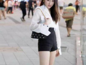 衣服的小姐姐长什么样的,揭秘穿搭达人小姐姐的独特魅力