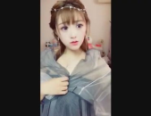 你是什么样的小姐姐英语,An Overview of the Enchanting and Knowledgeable Young Lady